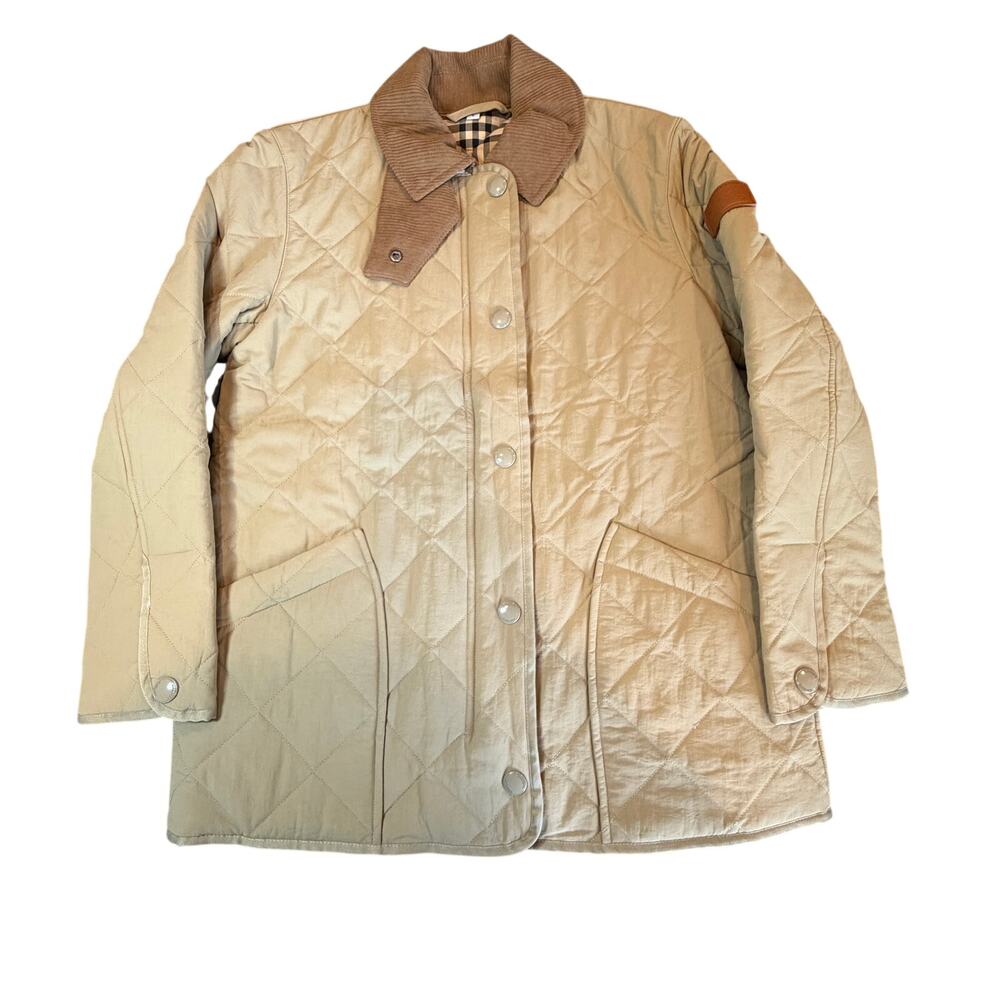 Burberry Beige Quilted Barn Jacket with Brown Collar Quilted Barn Jacket